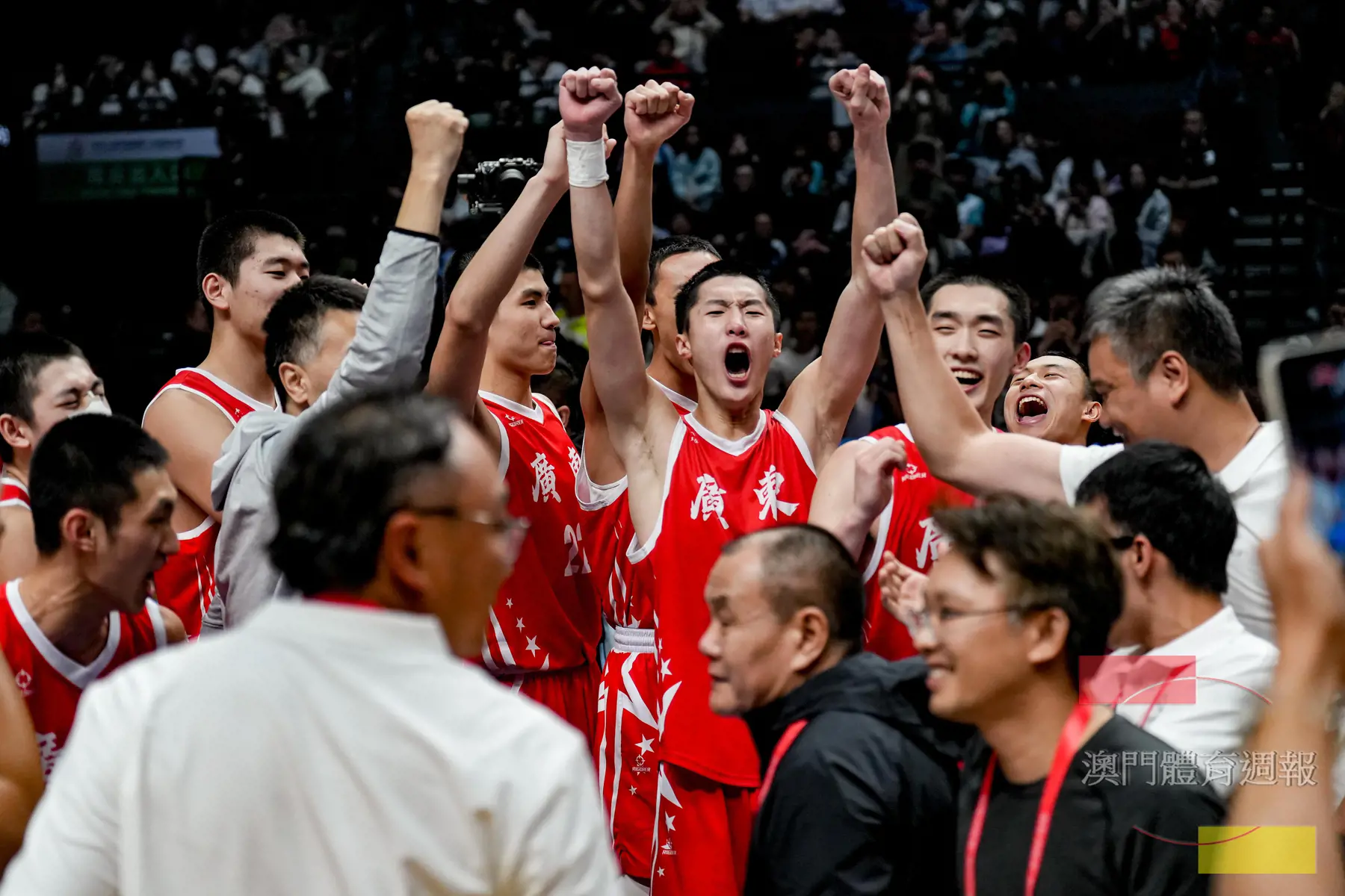 副4 全運U18男籃廣東在激戰中戰勝山東摘金.jpg